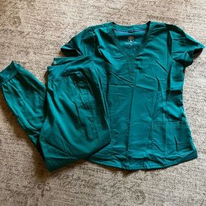 Healing Hands Women’s Scrub Set